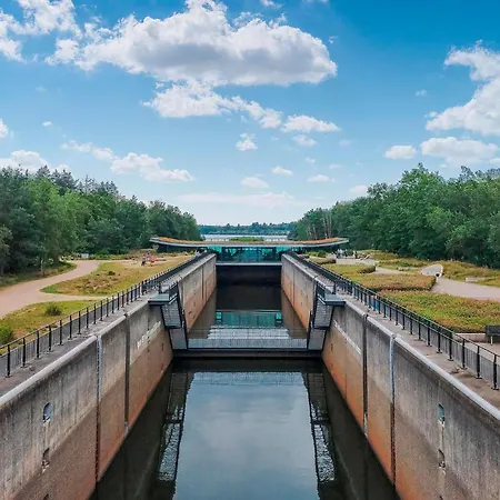 2 Bedroom Stunning In