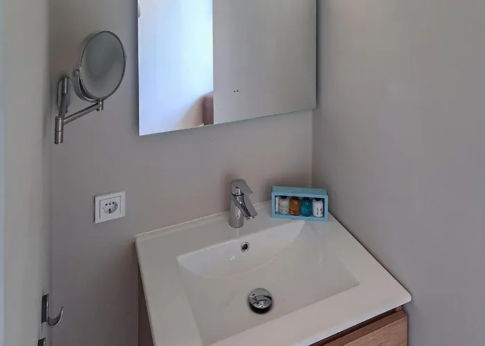 2 Bedroom Stunning In * アッフェルデン