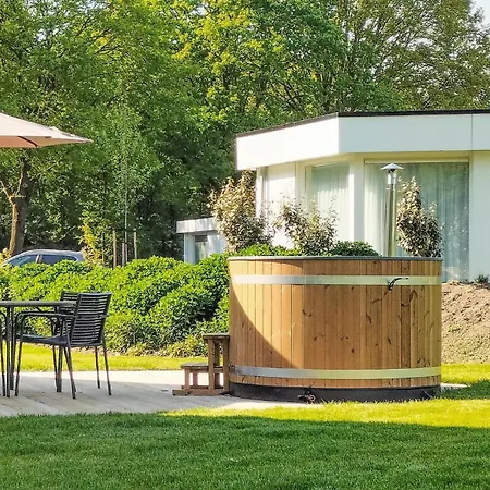 2 Bedroom Stunning In Hébergement de vacances Afferden (Limburg)